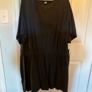 Black Loose-Fit Dress